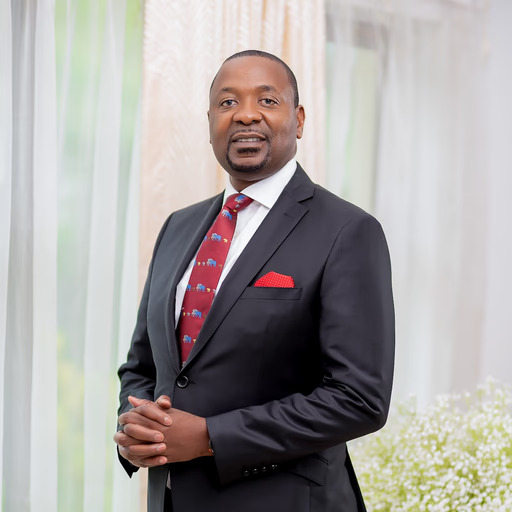 Dr Kwanele Ngwenya