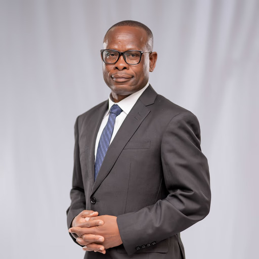 Mr Vizenge Kumwenda 